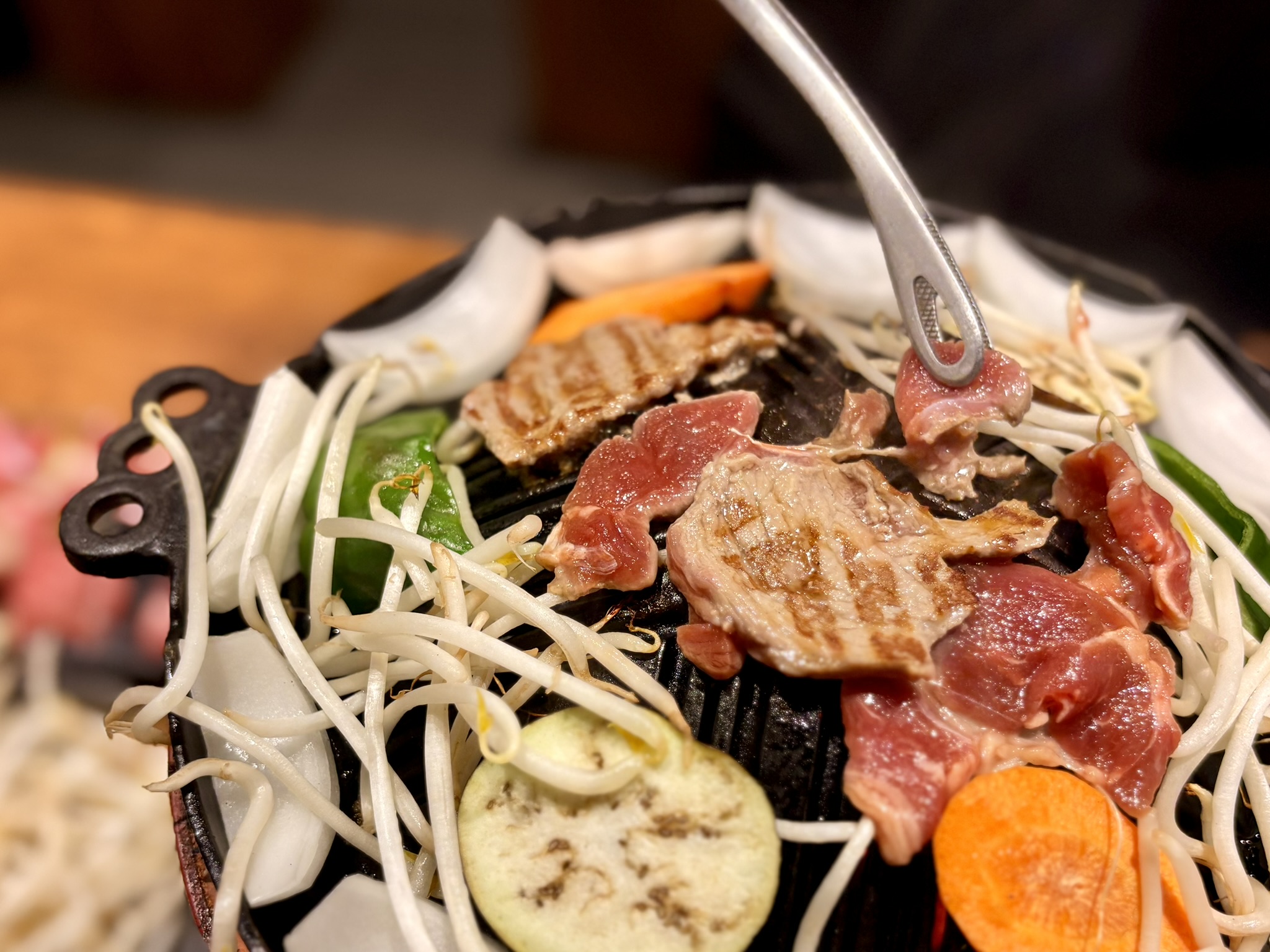 中野「ジンギスカン 牡羊屋」で昼飲み!食べ飲み放題コースでラム肉を満喫